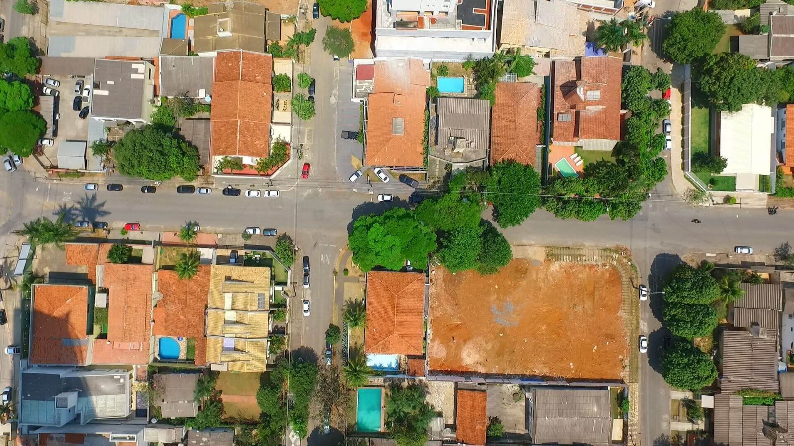 Obra em andamento registrada com drone pela Impacta Vídeos
